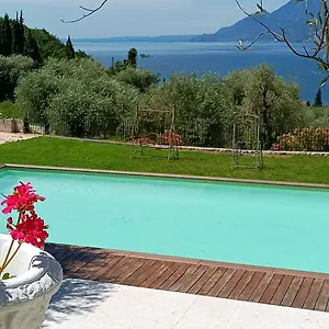 Domus Incantus Apartment